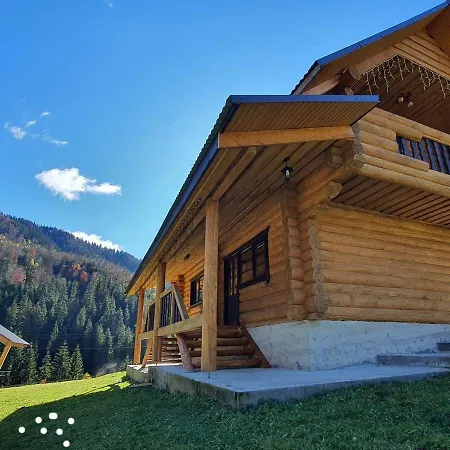 Ferienhaus шепіт карпат Synevyrsʼka Polyana