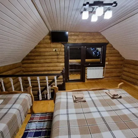 шепіт карпат Ferienhaus Synevyrsʼka Polyana