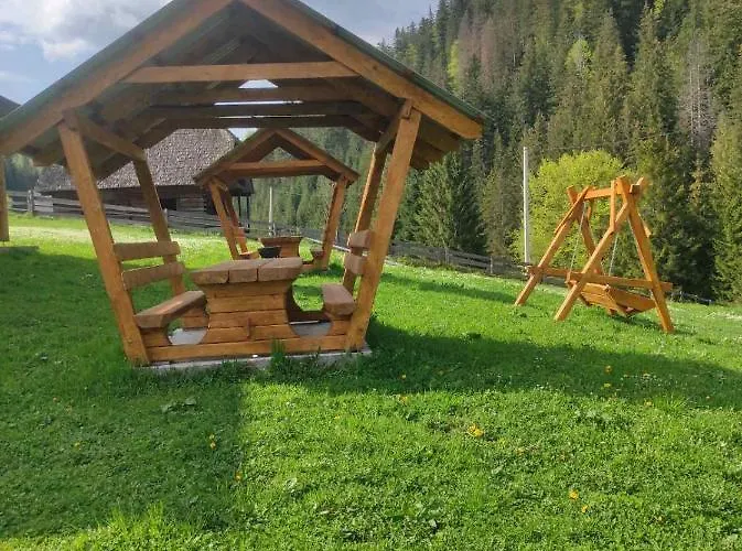 Holiday home шепіт карпат Synevyrs'ka Polyana